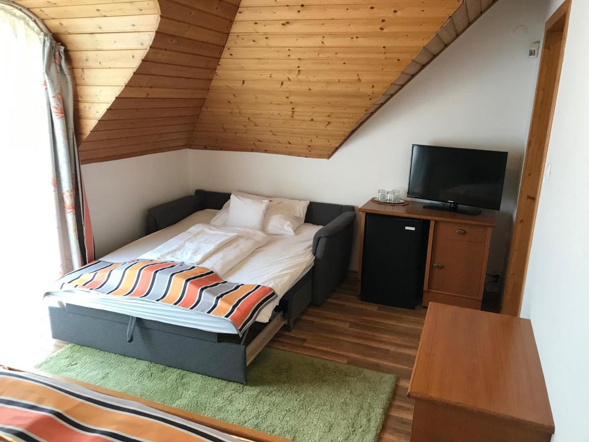 Zöldtető Panzió Balatonfüred Exterior foto